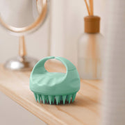 💆 Silicone Scalp Massager Brush – Spa-Like Hair Care in the Palm of Your Hand